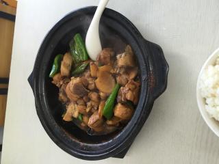 黄焖鸡米饭（长江南路）的外卖单